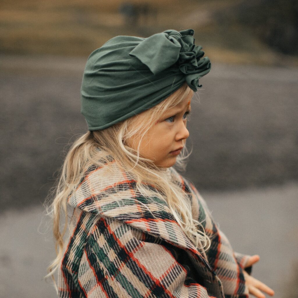 zielony turban bawełniany dla dziewczynki na jesień