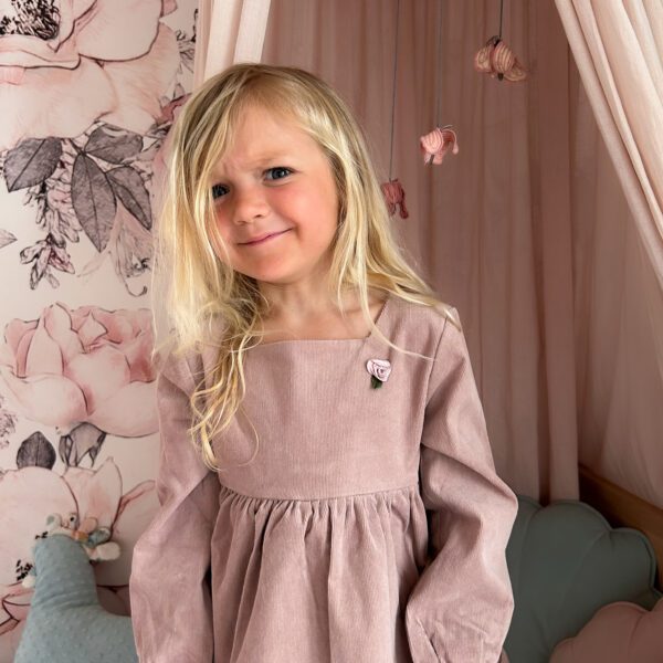 Sukienka sztruksowa Austin | Blady róż - Nomad Kid zdj 1