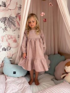 Sukienka sztruksowa Austin | Blady róż - Nomad Kid zdj 4