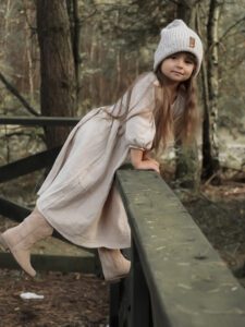 Długa sukienka Oviedo | Beżowa - Nomad Kid zdj 4