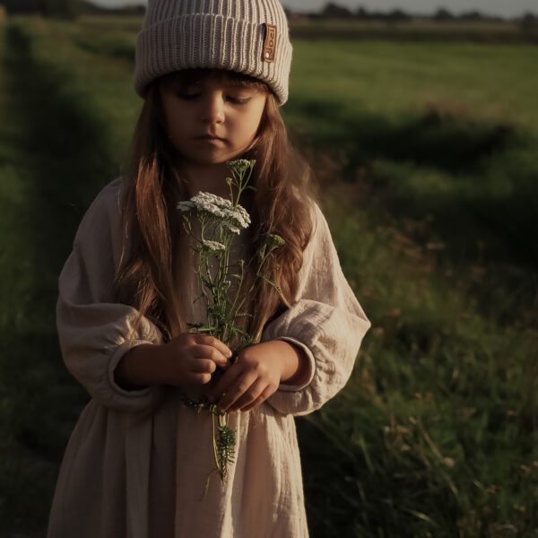 Długa sukienka Oviedo | Beżowa - Nomad Kid zdj 6