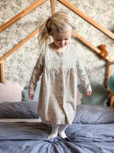 Sukienka Ariella - Jamie Kay zdj 4